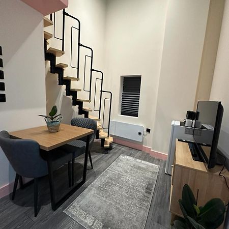 Cozy En-Suite Loft In Trendy Local Londyn Zewnętrze zdjęcie