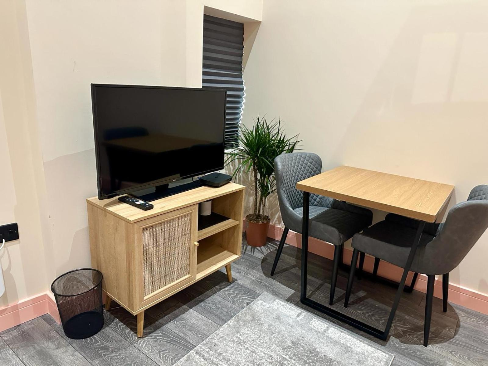 Cozy En-Suite Loft In Trendy Local Londyn Zewnętrze zdjęcie
