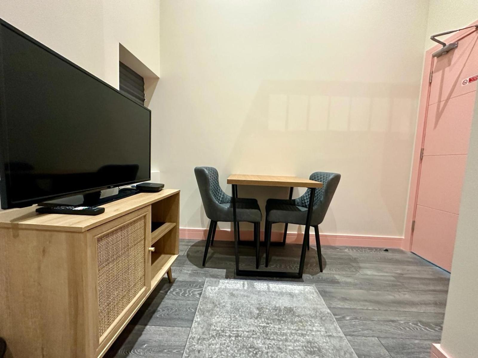 Cozy En-Suite Loft In Trendy Local Londyn Zewnętrze zdjęcie